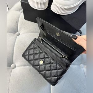 New Leather Wallet On Chain